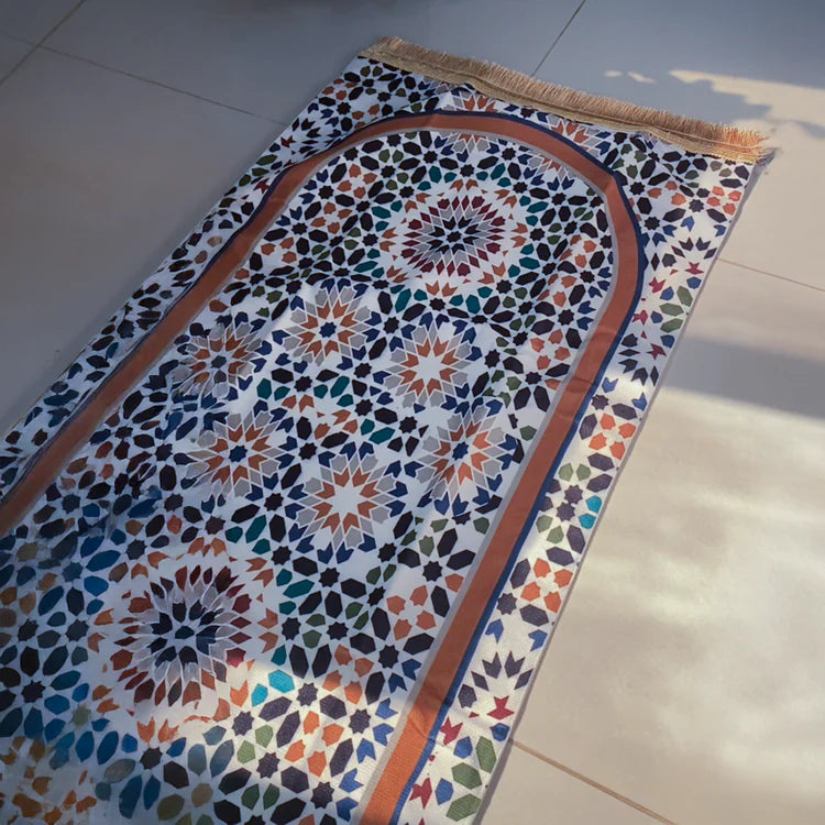 Load video: Video display of Al arabesque padded prayer Mat