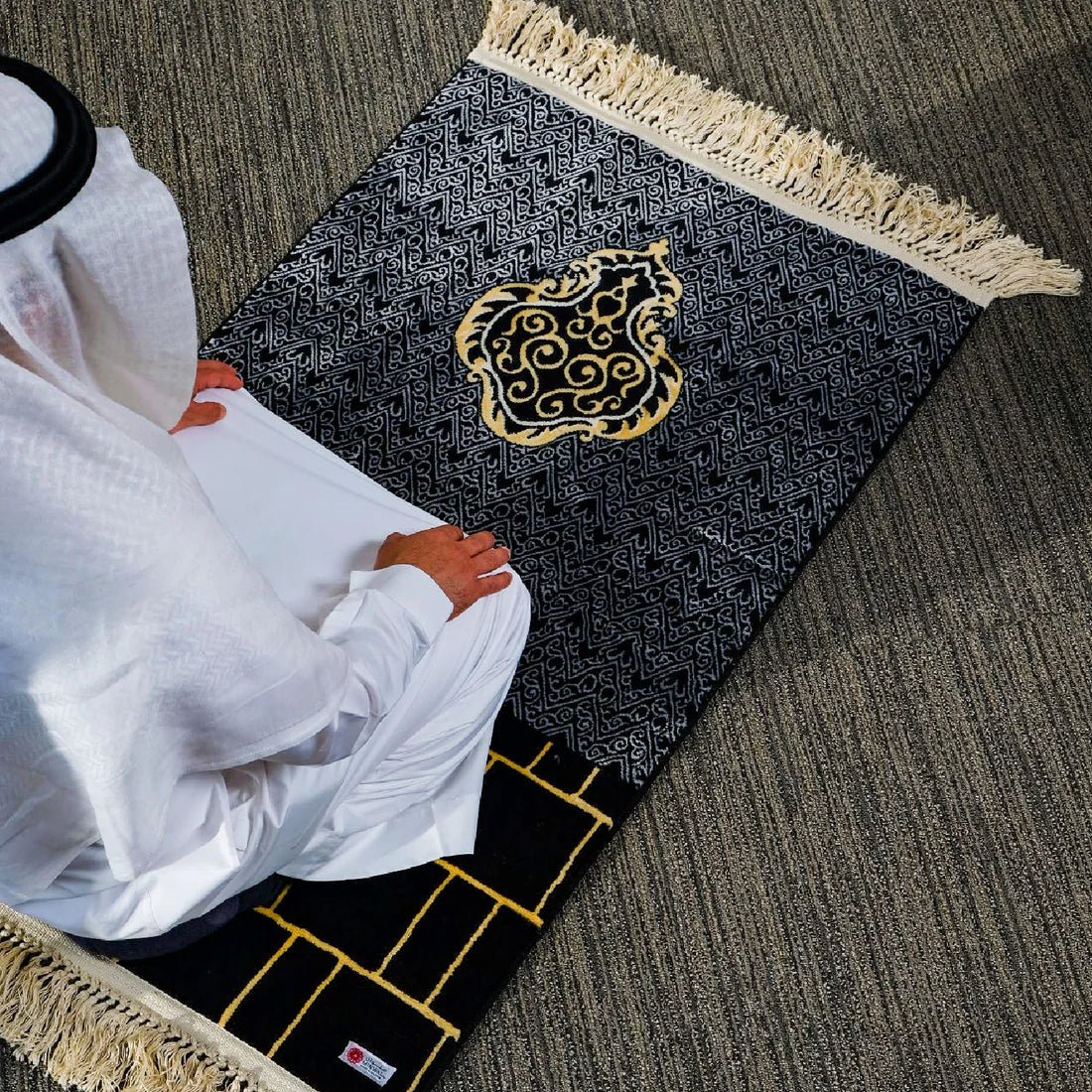 Nusuki Kaaba Wall Prayer Mat With Handbag - Prayer Mat | Nusuki MY